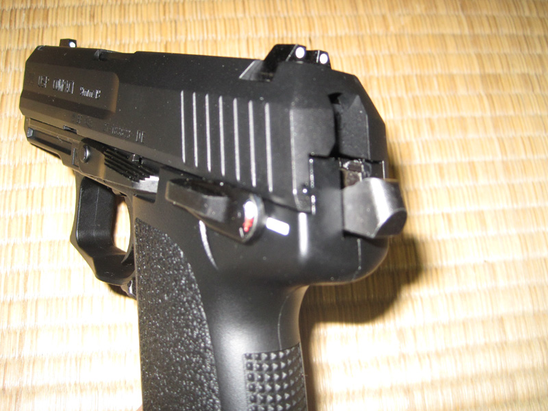 USP コンパクト (東京マルイ製・ガスブローバック)│ナナシノミコト