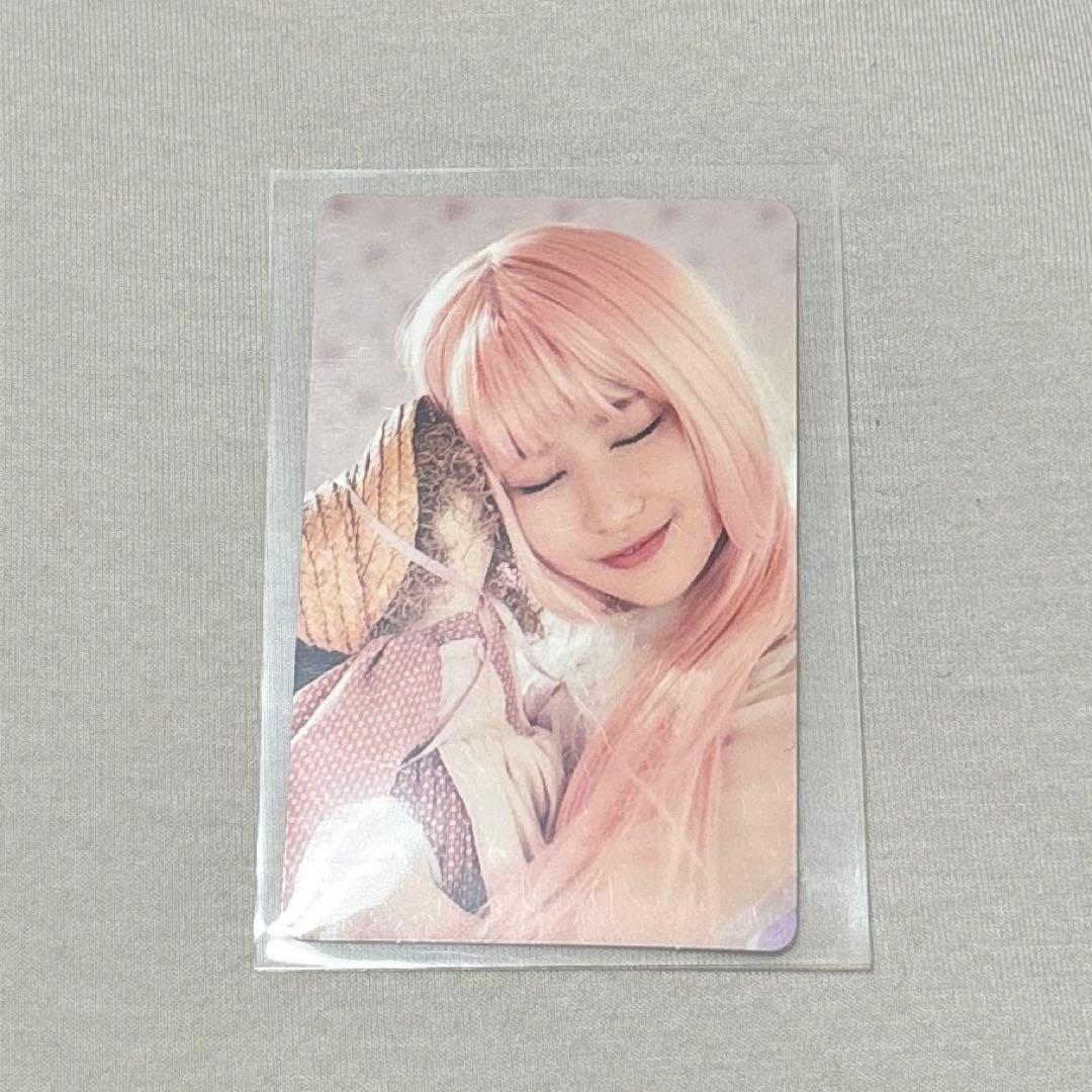 TWICE トレカ　サナ　CANDY POP コミックブック Amazon.co.jp: TWICE コミックブック SHOWCASE LIVE TOUR 2018 Candy